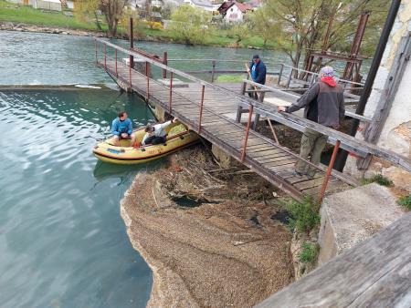 Zahvala pri čistilni akciji v občini Straža 6